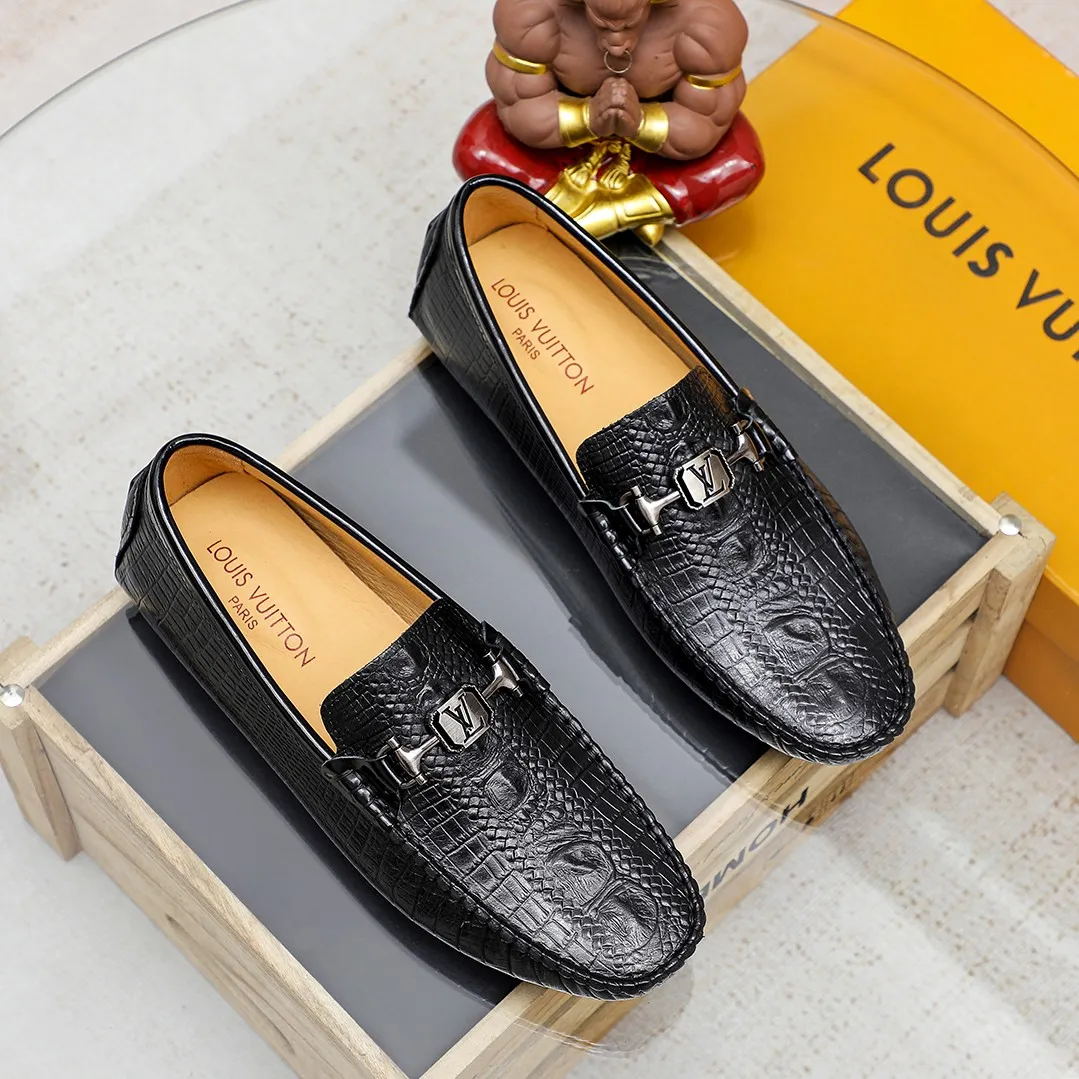 Men's shoes 💰360 💰 LV Louis Vuitton's top-quality Peaches men's shoes 💯Original copy of the official website, the upper is made of imported official website 1:1 material ❌Italian 🇮🇹 cowhide surface, imported pigskin lining. It’s definitely not made with ordinary craftsmanship, it’s the model used by celebrities! The factory’s craftsmanship is designed to create the most perfect shoes for trendy men! Colors available! 38-45 yards